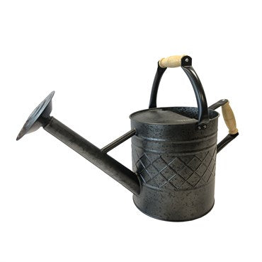 Metal Watering Can: 3.5 Liters